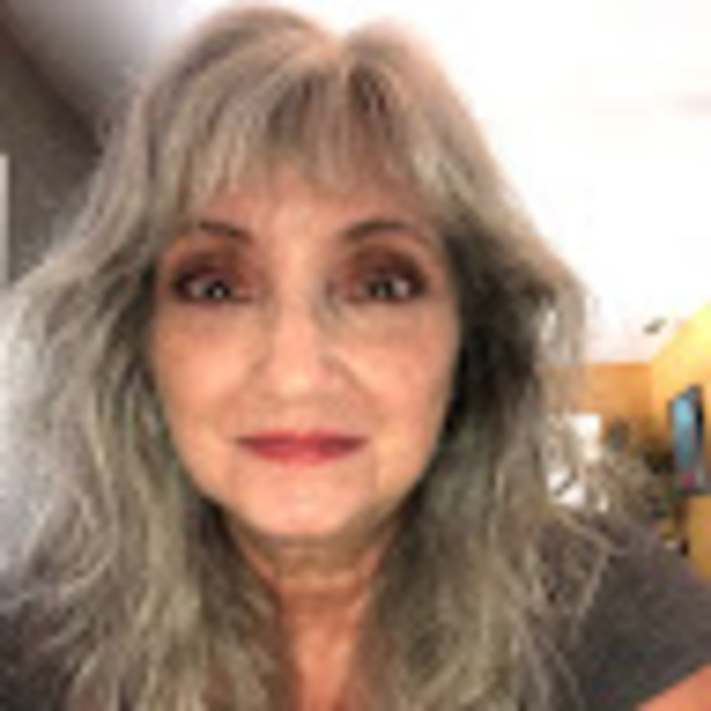 Meet your Posher, Michele